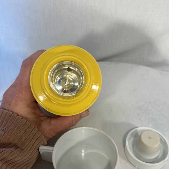 Vintage Laugh-In TV Show Thermos - Picture 3 of 6